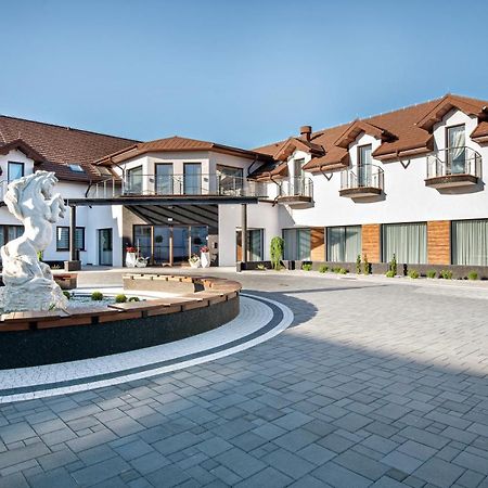 Hotel Sebory Przasnysz Exterior foto